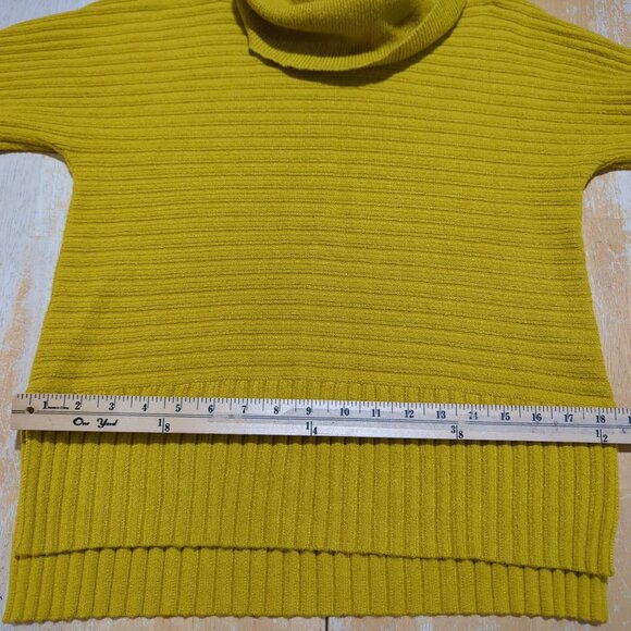 Moth By Anthropologie Mustard Yellow Turtleneck Sweater size XS Ribbed Knit - Picture 13 of 14